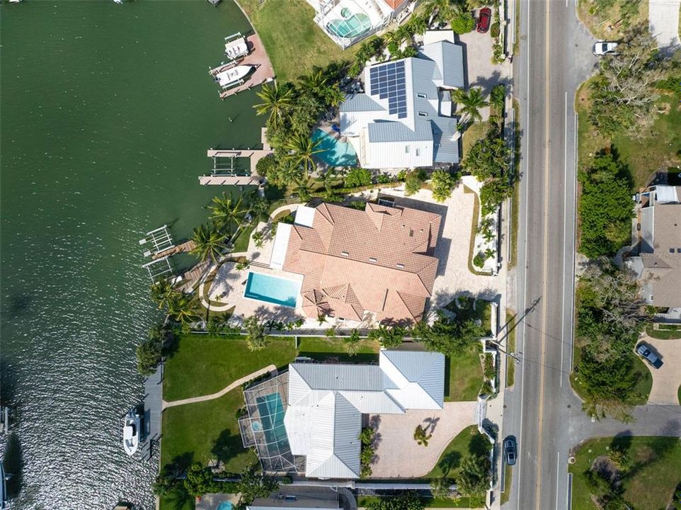 Activo con contrato: $2,795,000 (3 camas, 3 baños, 4399 Pies cuadrados)