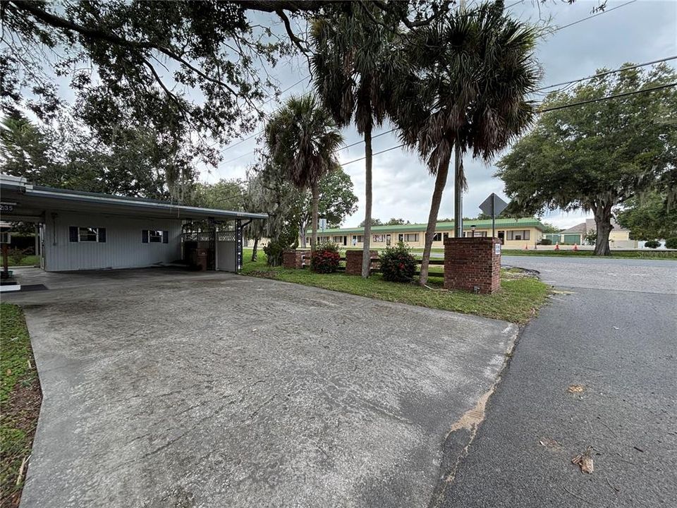 For Sale: $89,500 (2 beds, 2 baths, 1044 Square Feet)