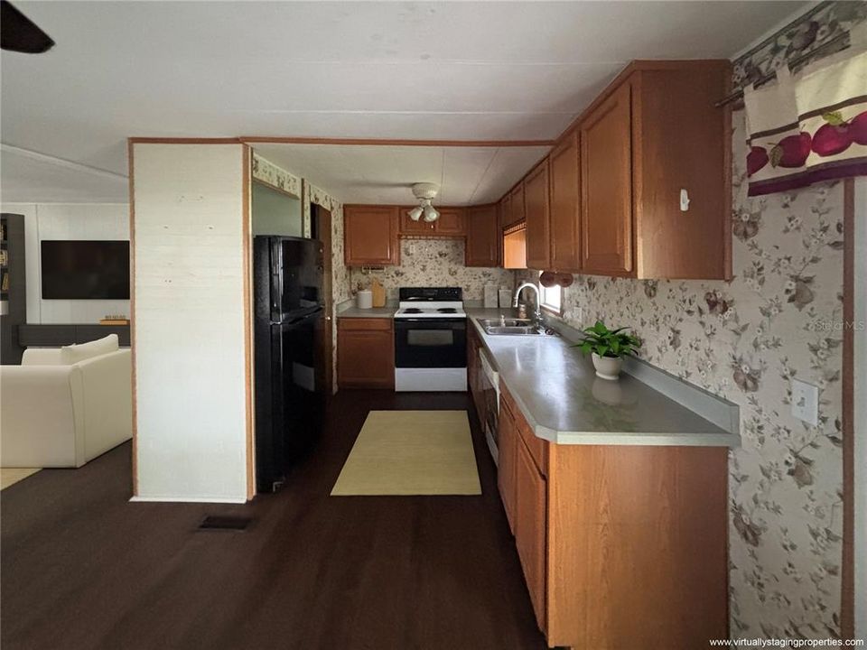 For Sale: $89,500 (2 beds, 2 baths, 1044 Square Feet)
