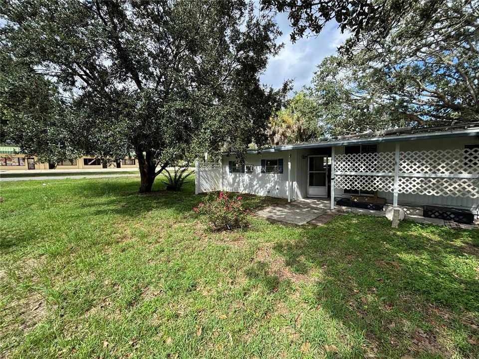 For Sale: $89,500 (2 beds, 2 baths, 1044 Square Feet)