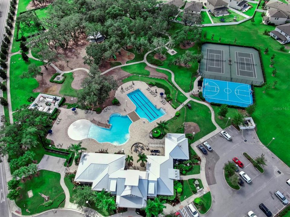 待售: $389,900 (4 贝兹, 2 浴室, 2226 平方英尺)