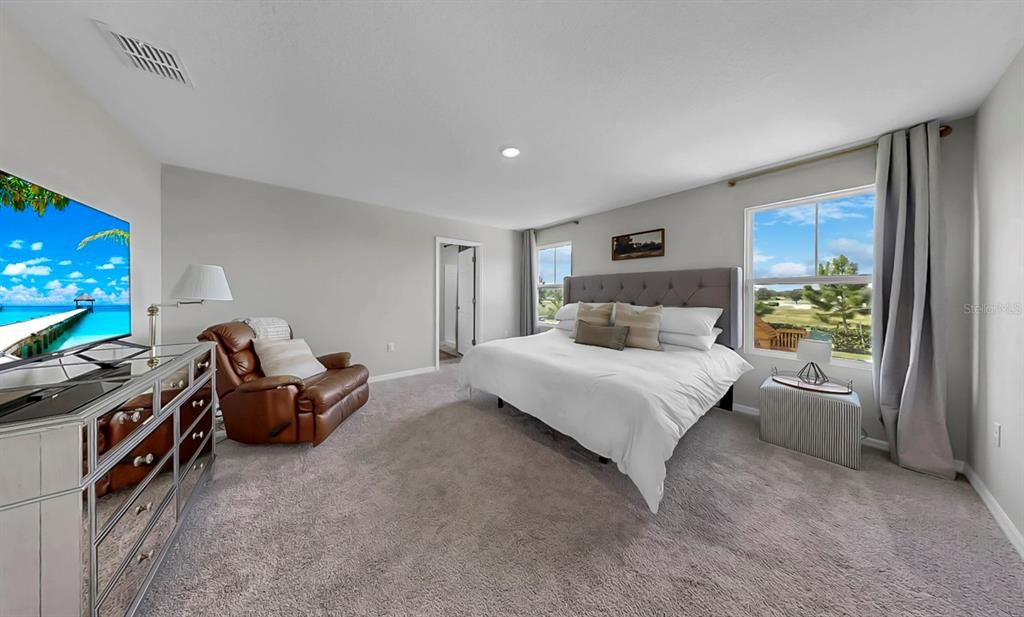 待售: $389,900 (4 贝兹, 2 浴室, 2226 平方英尺)