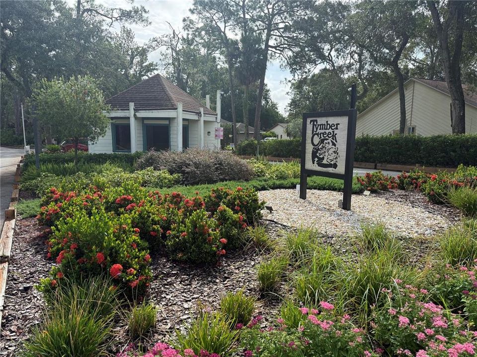 For Sale: $374,000 (4 beds, 3 baths, 2860 Square Feet)