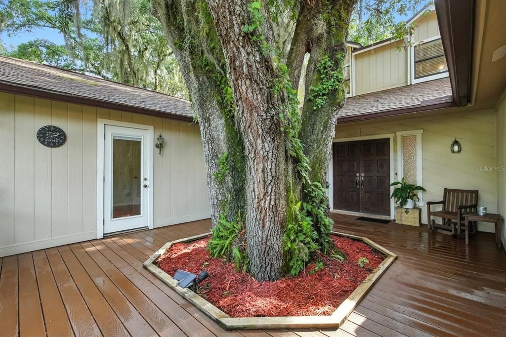 For Sale: $374,000 (4 beds, 3 baths, 2860 Square Feet)