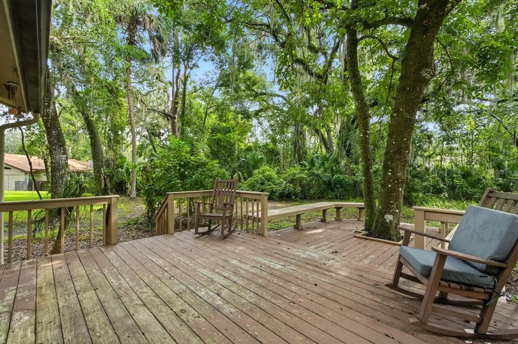 For Sale: $374,000 (4 beds, 3 baths, 2860 Square Feet)