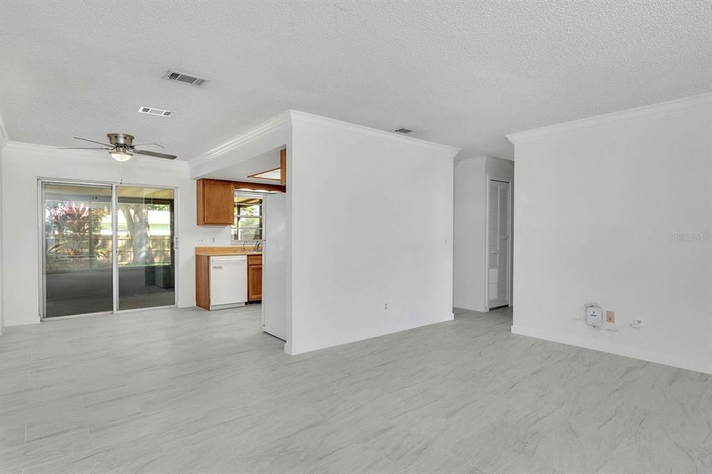 En Renta: $1,800 (3 camas, 2 baños, 1092 Pies cuadrados)