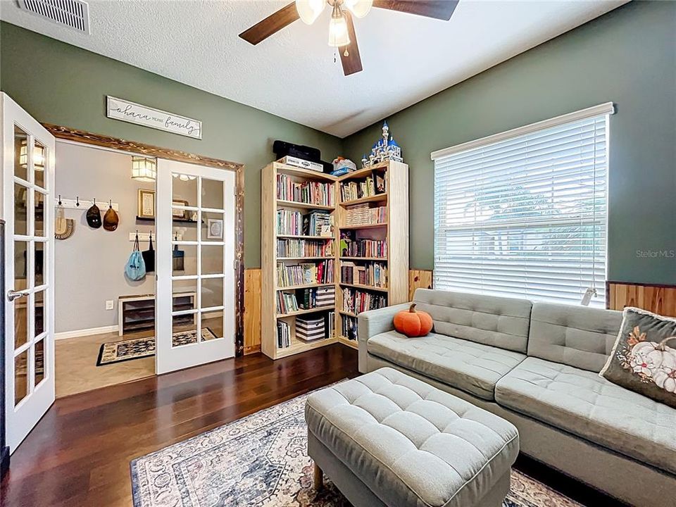 For Sale: $599,990 (4 beds, 3 baths, 2788 Square Feet)