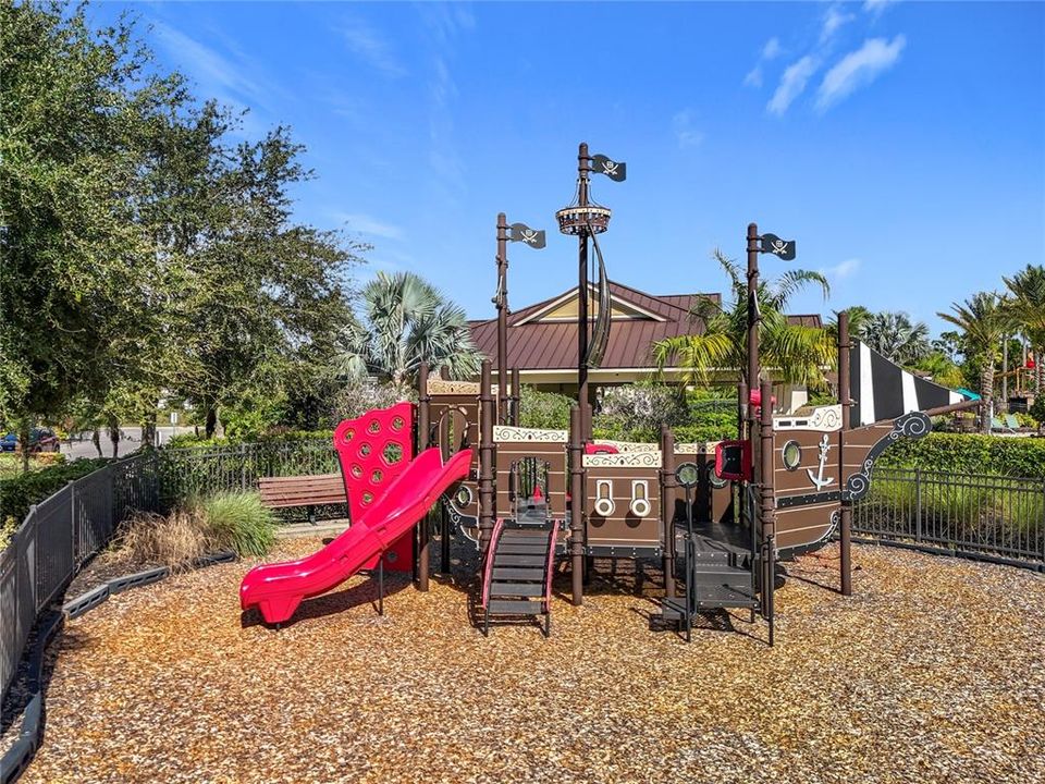 For Sale: $599,990 (4 beds, 3 baths, 2788 Square Feet)