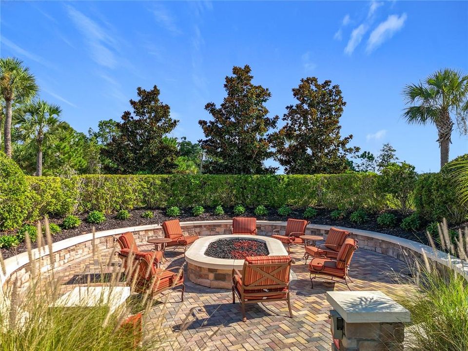 For Sale: $599,990 (4 beds, 3 baths, 2788 Square Feet)