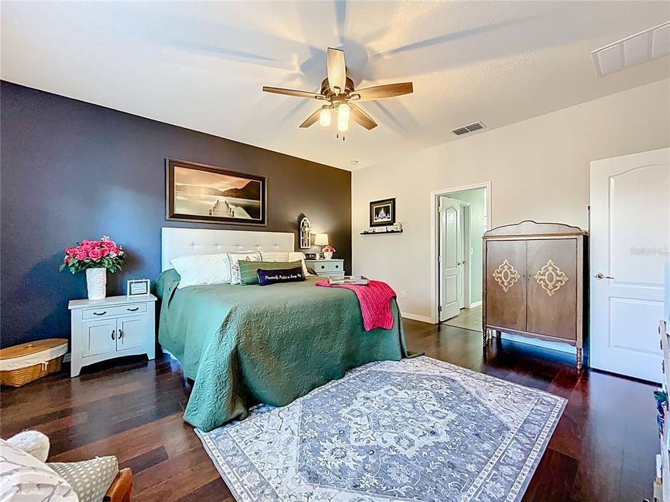 For Sale: $599,990 (4 beds, 3 baths, 2788 Square Feet)