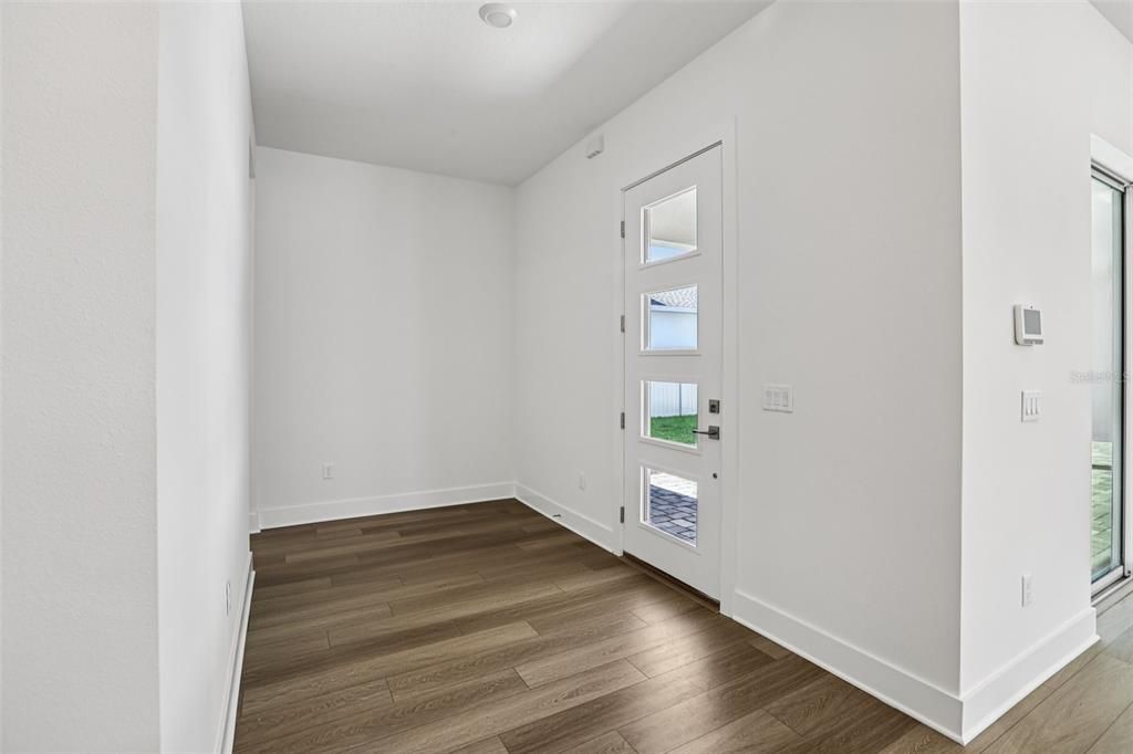 Active With Contract: $664,999 (4 beds, 3 baths, 2902 Square Feet)