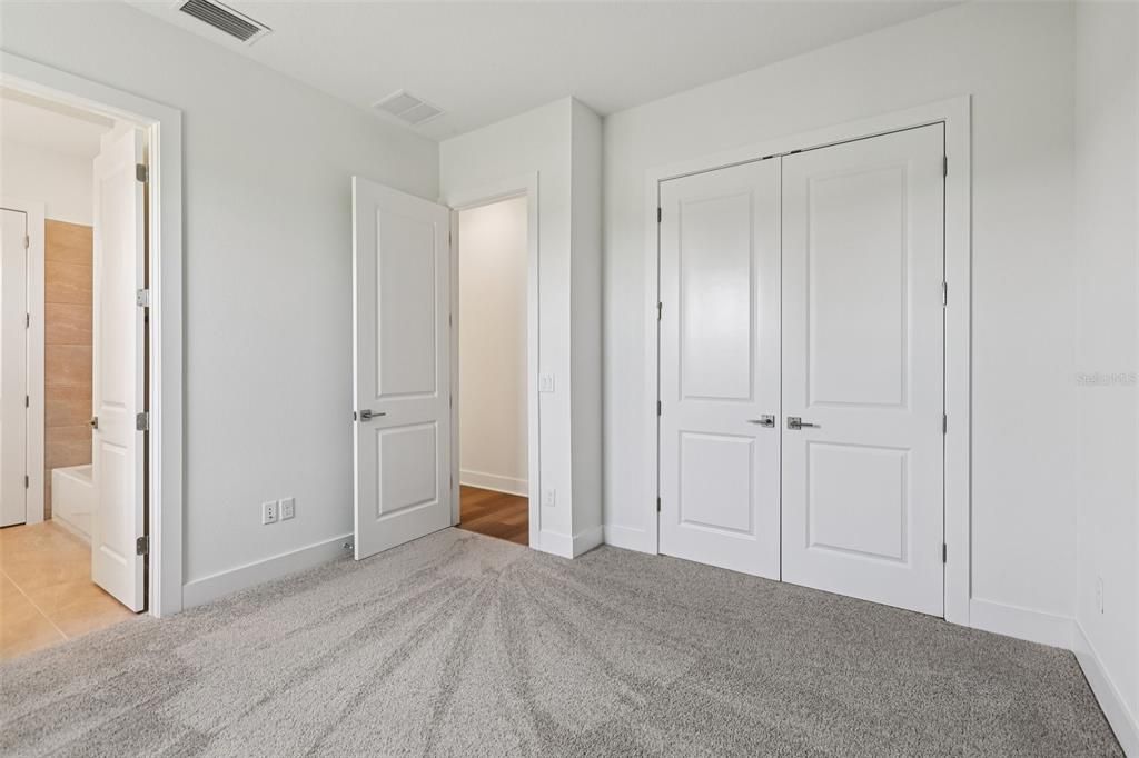 Active With Contract: $664,999 (4 beds, 3 baths, 2902 Square Feet)