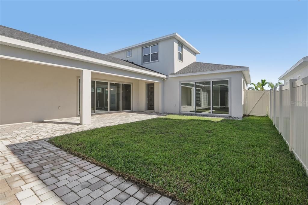 Active With Contract: $664,999 (4 beds, 3 baths, 2902 Square Feet)