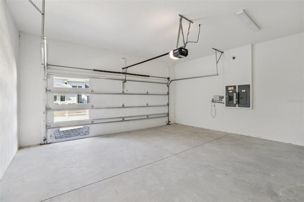 Active With Contract: $664,999 (4 beds, 3 baths, 2902 Square Feet)