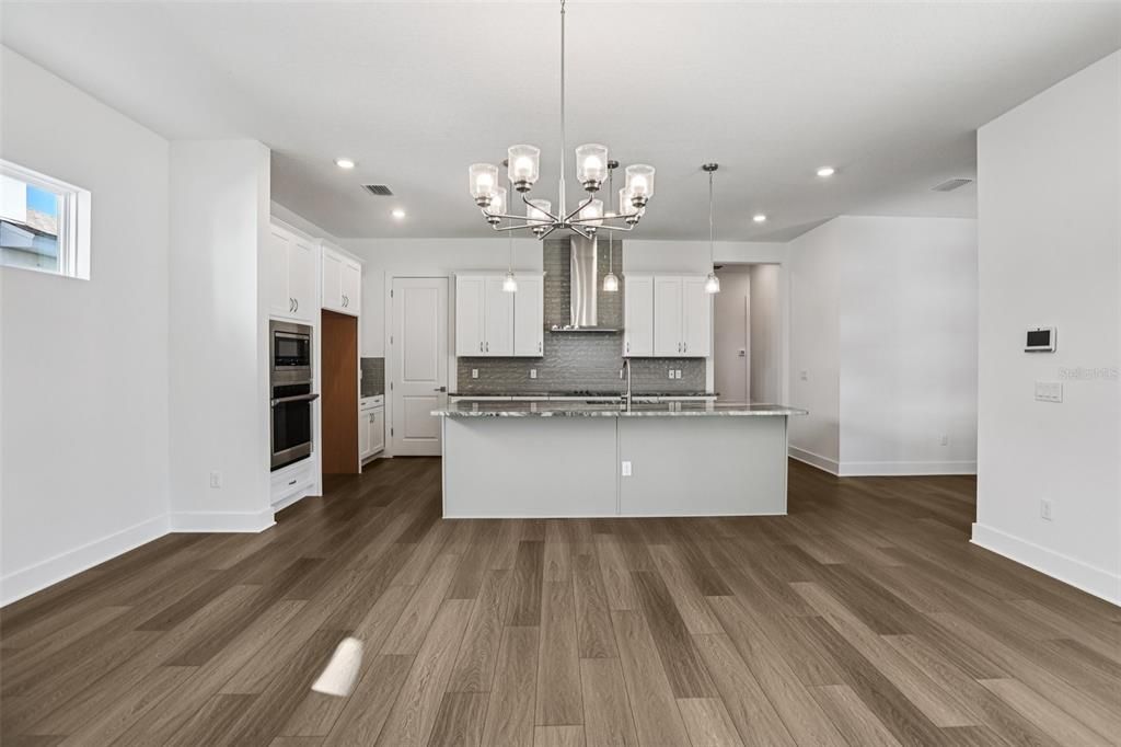 Active With Contract: $664,999 (4 beds, 3 baths, 2902 Square Feet)