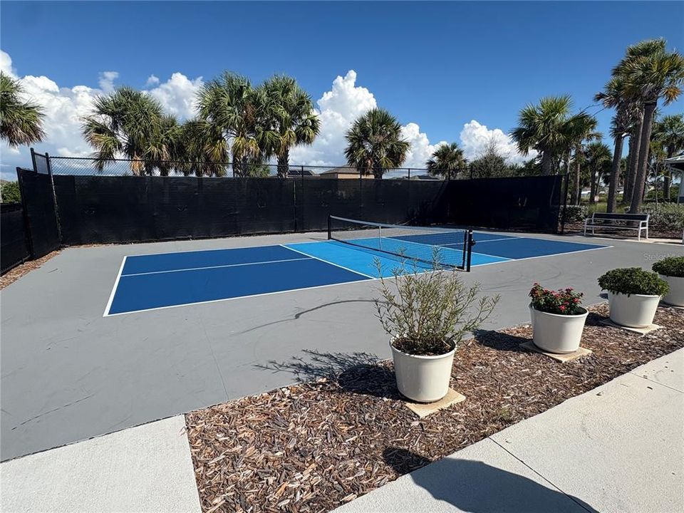 En Venta: $324,500 (3 camas, 2 baños, 1784 Pies cuadrados)