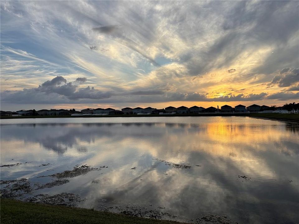 En Venta: $324,500 (3 camas, 2 baños, 1784 Pies cuadrados)