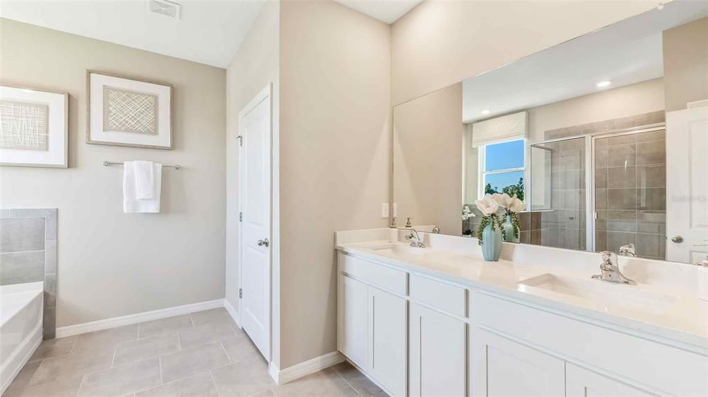 Active With Contract: $399,990 (4 beds, 2 baths, 2045 Square Feet)