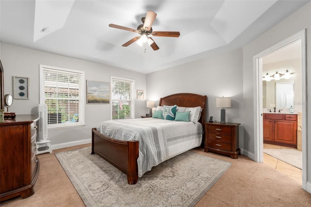 Activo con contrato: $315,000 (3 camas, 2 baños, 1432 Pies cuadrados)