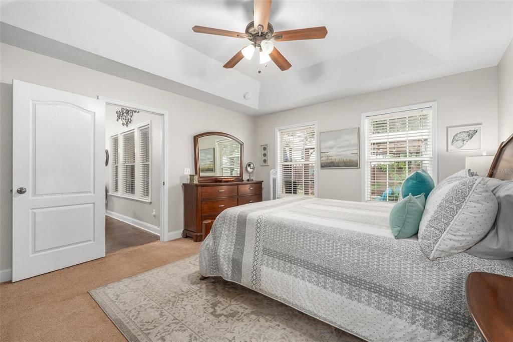 Activo con contrato: $315,000 (3 camas, 2 baños, 1432 Pies cuadrados)