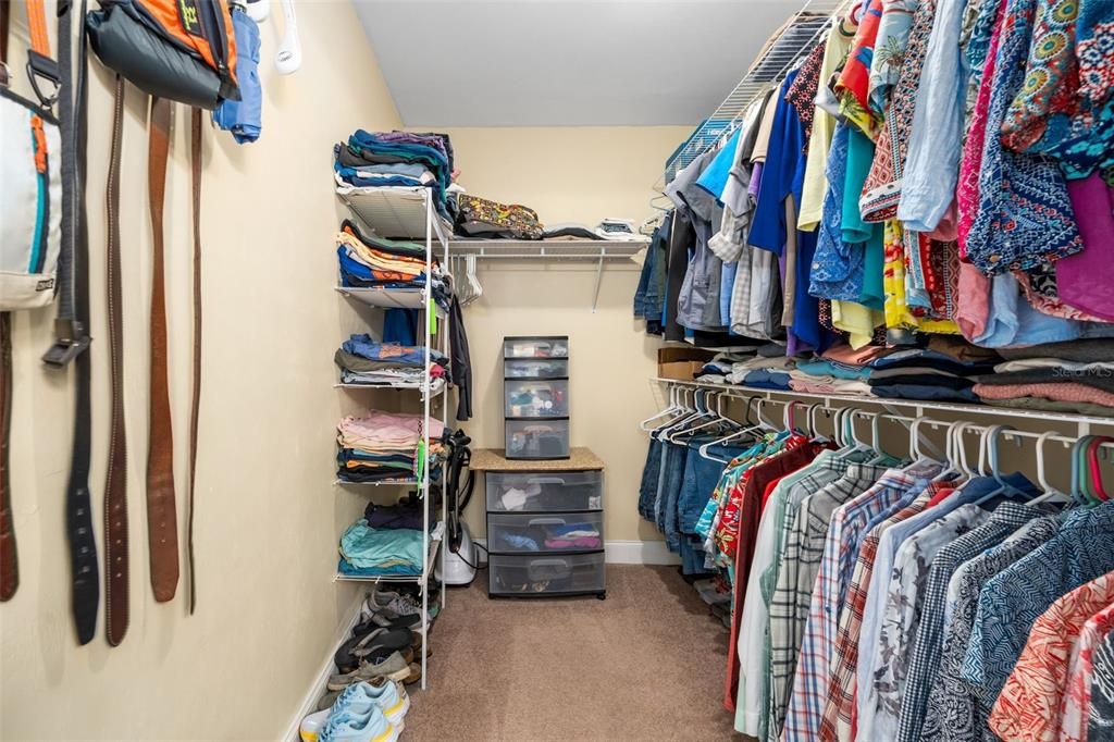 Activo con contrato: $315,000 (3 camas, 2 baños, 1432 Pies cuadrados)