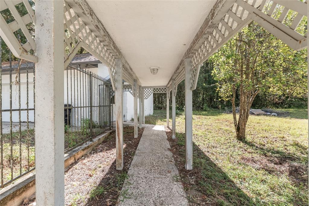 For Sale: $699,000 (5 beds, 3 baths, 3597 Square Feet)