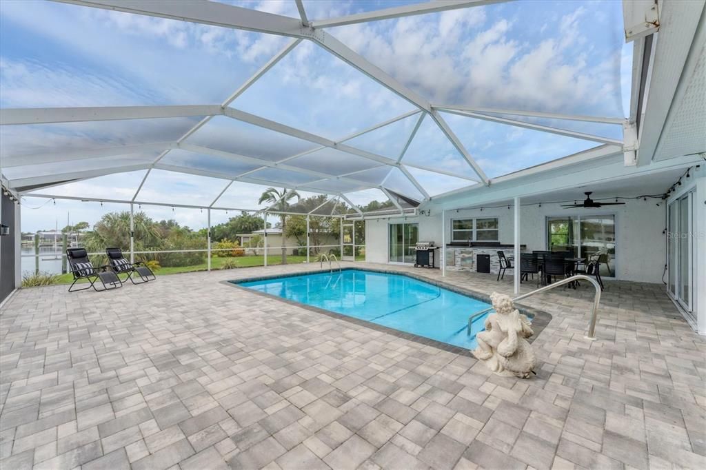 For Sale: $629,000 (4 beds, 3 baths, 2151 Square Feet)