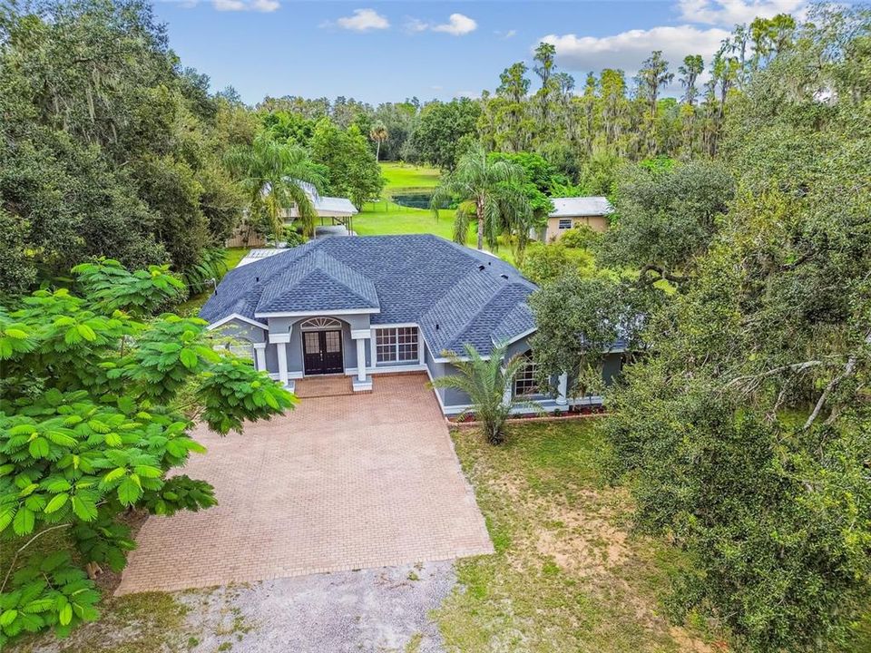 En Venta: $949,900 (4 camas, 3 baños, 2840 Pies cuadrados)