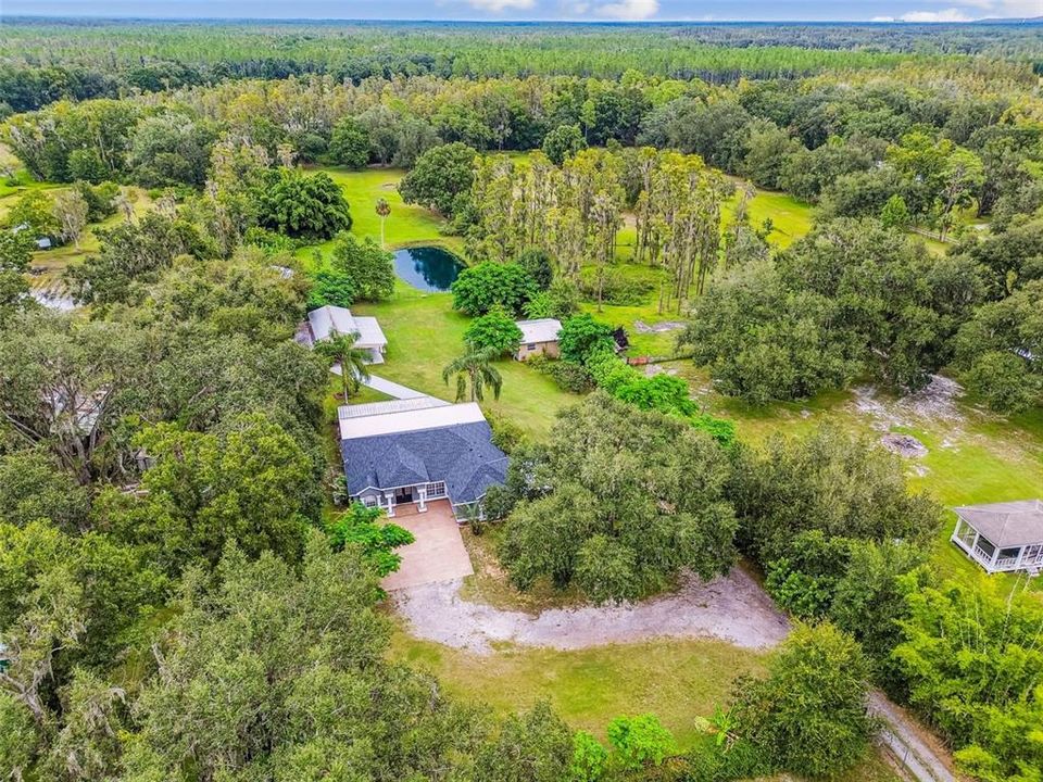 En Venta: $949,900 (4 camas, 3 baños, 2840 Pies cuadrados)