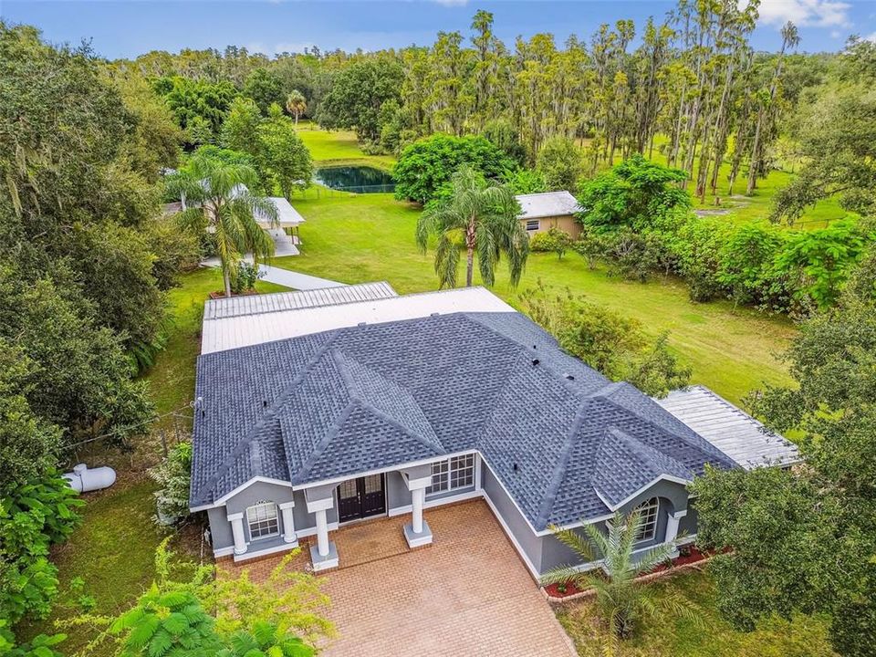 En Venta: $949,900 (4 camas, 3 baños, 2840 Pies cuadrados)