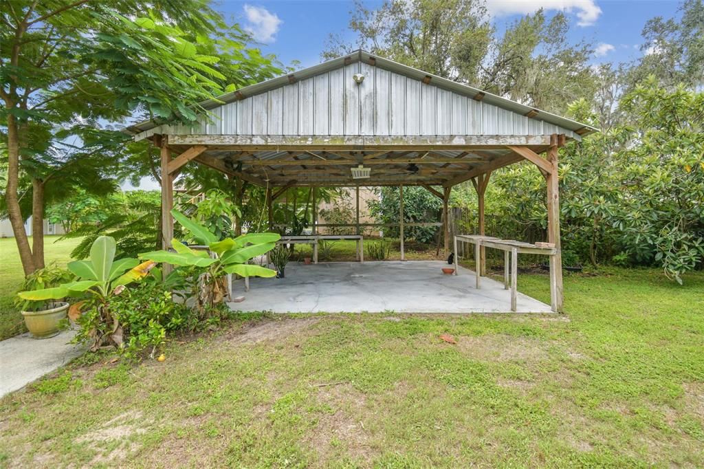 En Venta: $949,900 (4 camas, 3 baños, 2840 Pies cuadrados)