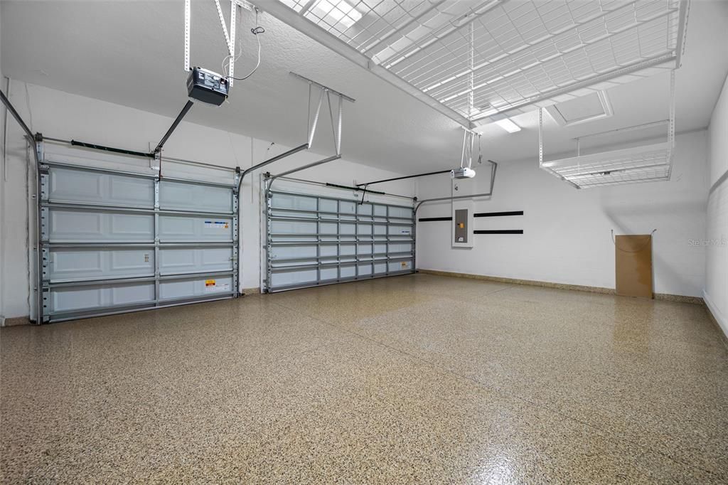 For Sale: $649,900 (3 beds, 3 baths, 2725 Square Feet)