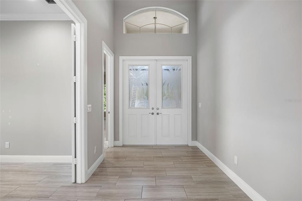 For Sale: $649,900 (3 beds, 3 baths, 2725 Square Feet)