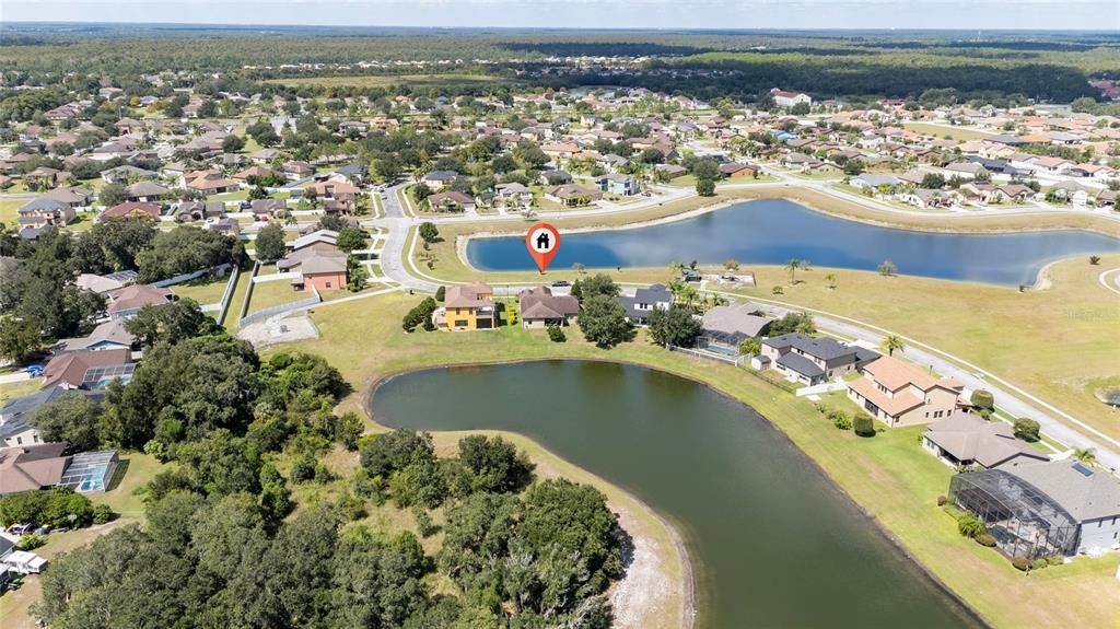 合同活跃: $369,900 (4 贝兹, 3 浴室, 2231 平方英尺)