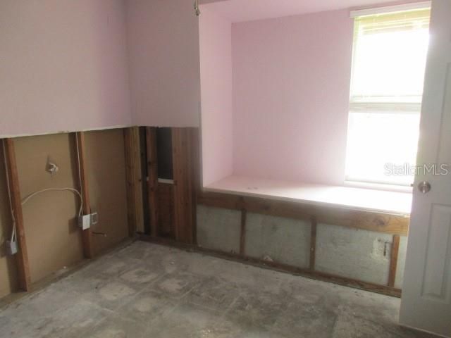 На продажу: $140,000 (2 спален, 2 ванн, 1547 Квадратных фут)