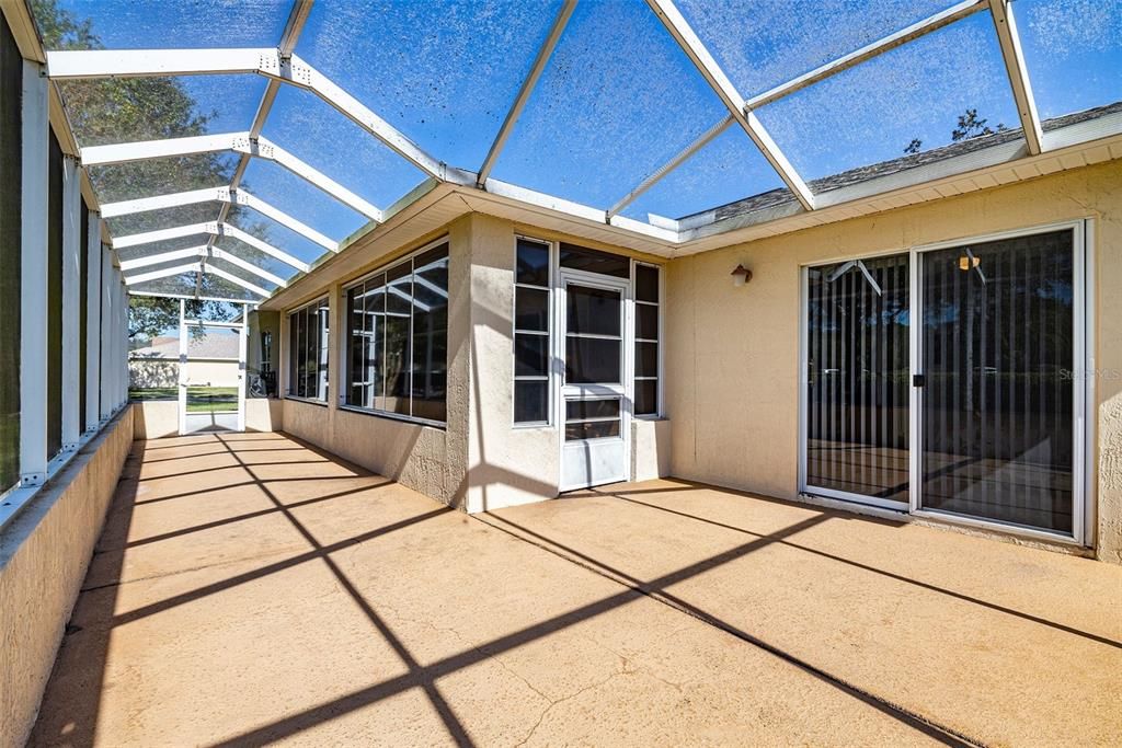 For Rent: $2,000 (3 beds, 2 baths, 1776 Square Feet)