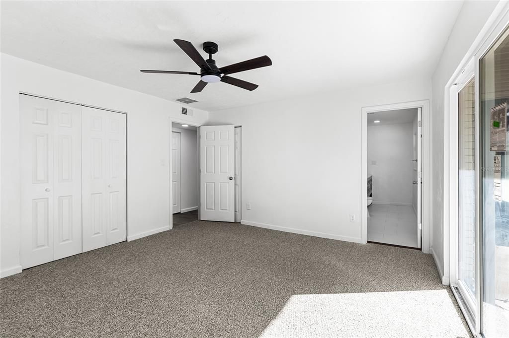 Active With Contract: $325,000 (4 beds, 2 baths, 2188 Square Feet)