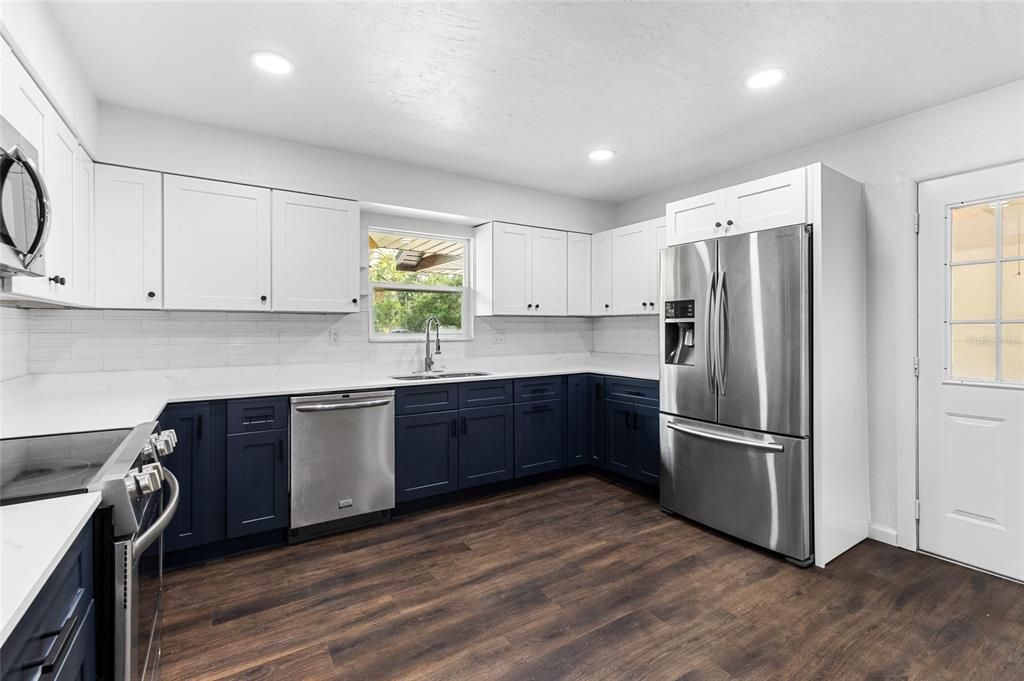 Active With Contract: $325,000 (4 beds, 2 baths, 2188 Square Feet)