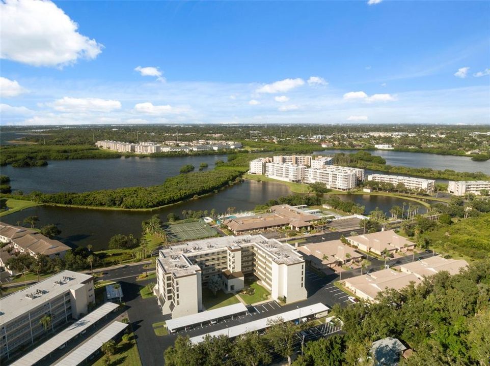 For Sale: $235,000 (2 beds, 2 baths, 1130 Square Feet)