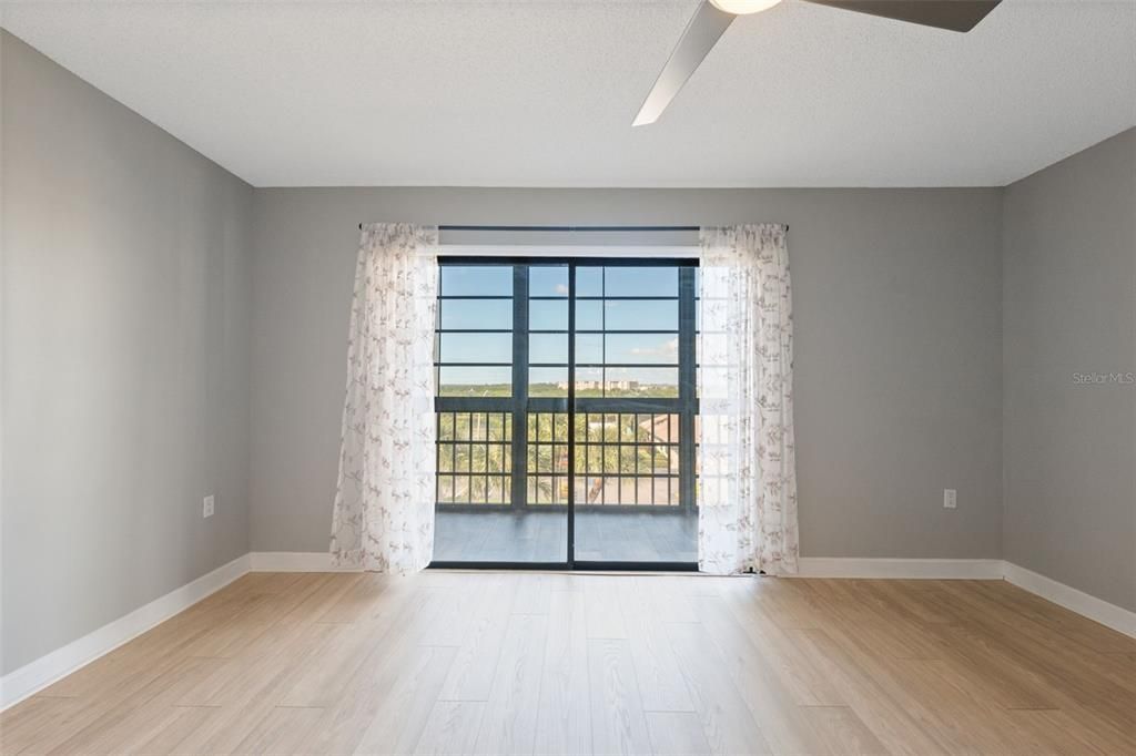 For Sale: $235,000 (2 beds, 2 baths, 1130 Square Feet)