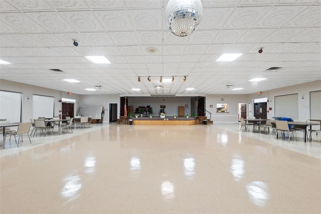 For Sale: $235,000 (2 beds, 2 baths, 1130 Square Feet)