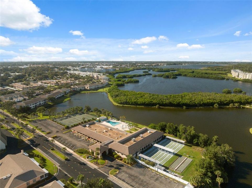 For Sale: $235,000 (2 beds, 2 baths, 1130 Square Feet)