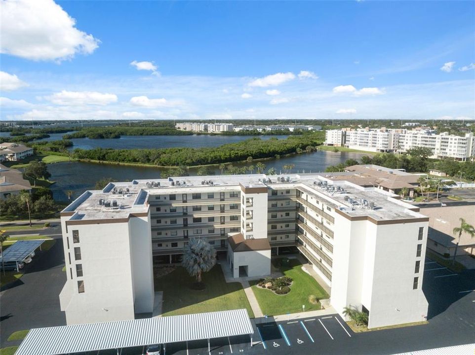 For Sale: $235,000 (2 beds, 2 baths, 1130 Square Feet)