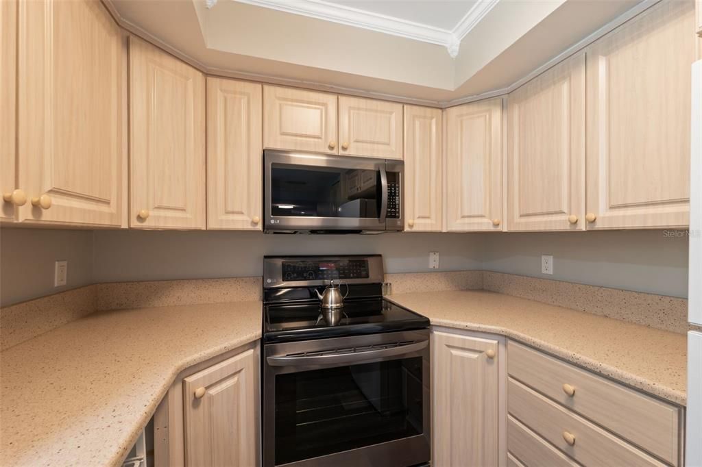 For Sale: $235,000 (2 beds, 2 baths, 1130 Square Feet)