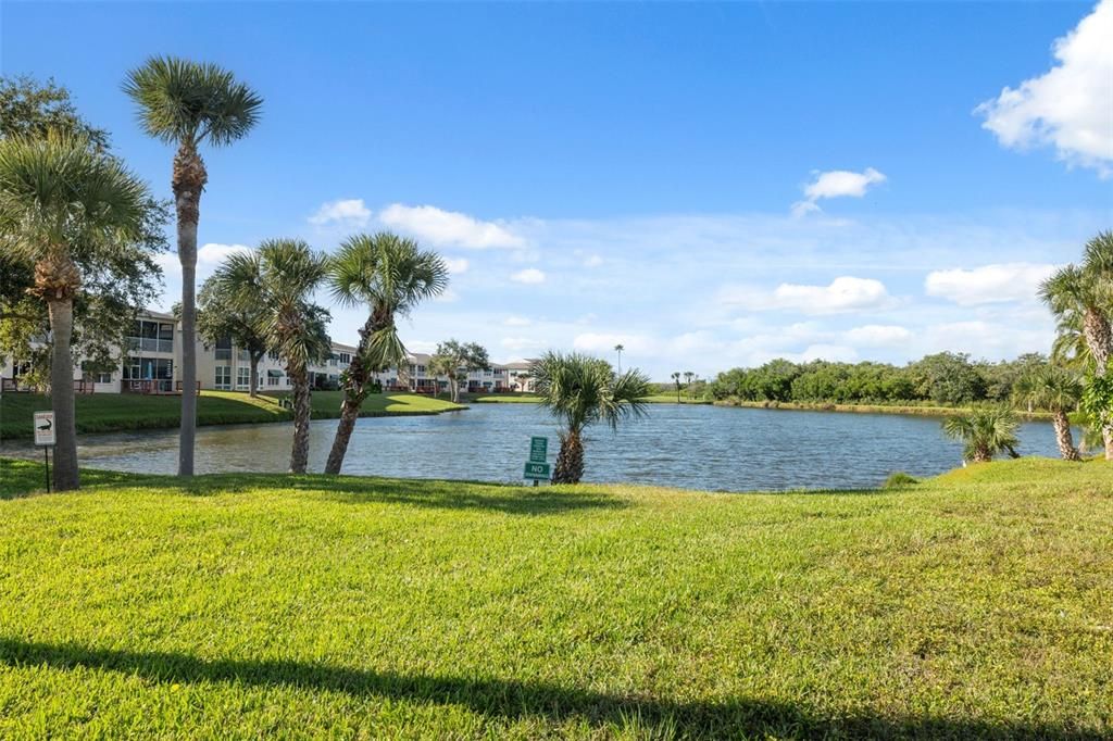 For Sale: $235,000 (2 beds, 2 baths, 1130 Square Feet)