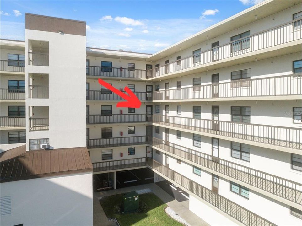 For Sale: $235,000 (2 beds, 2 baths, 1130 Square Feet)