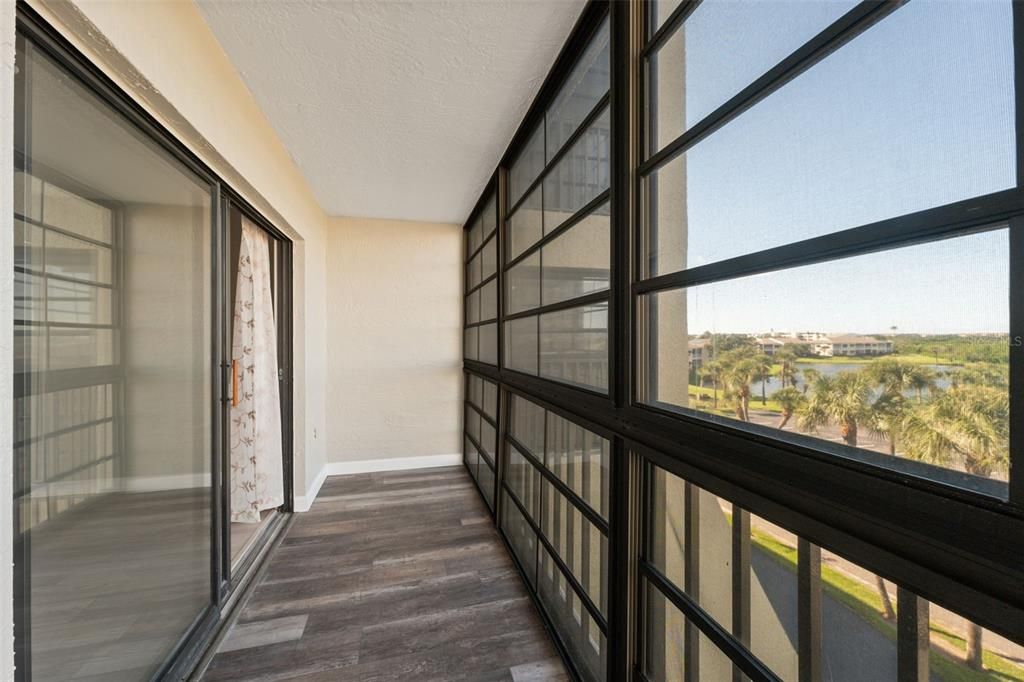 For Sale: $235,000 (2 beds, 2 baths, 1130 Square Feet)