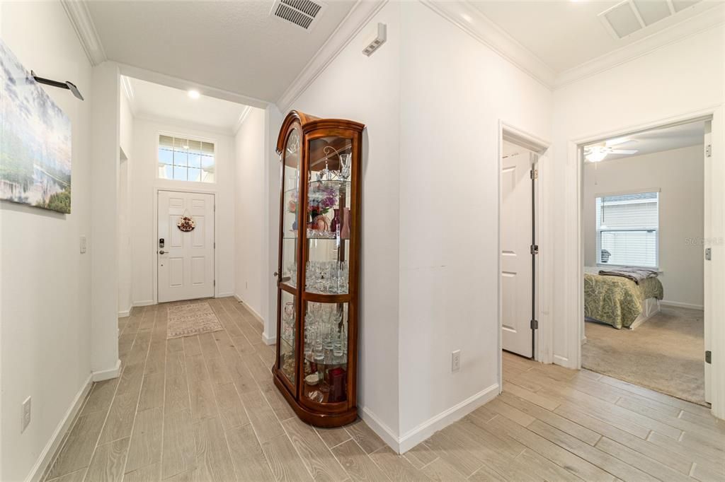 待售: $335,500 (4 贝兹, 3 浴室, 1987 平方英尺)