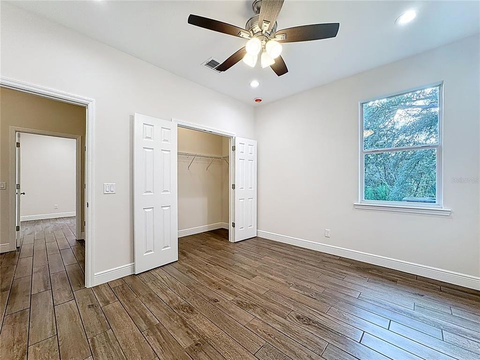 For Sale: $710,000 (4 beds, 3 baths, 2927 Square Feet)