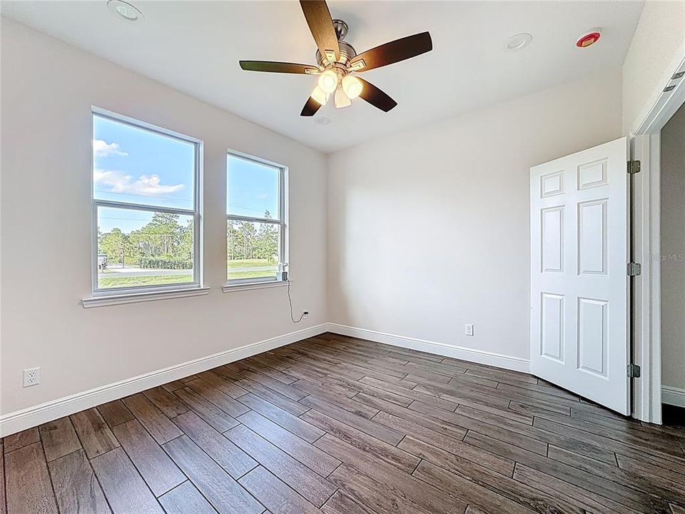 For Sale: $710,000 (4 beds, 3 baths, 2927 Square Feet)